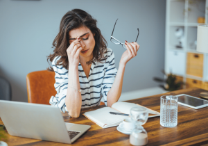 mental filtering stuck focusing on negative thoughts how to avoid thinking traps with intent